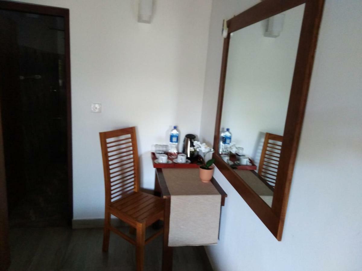 Lija Residence نيجومبو المظهر الخارجي الصورة