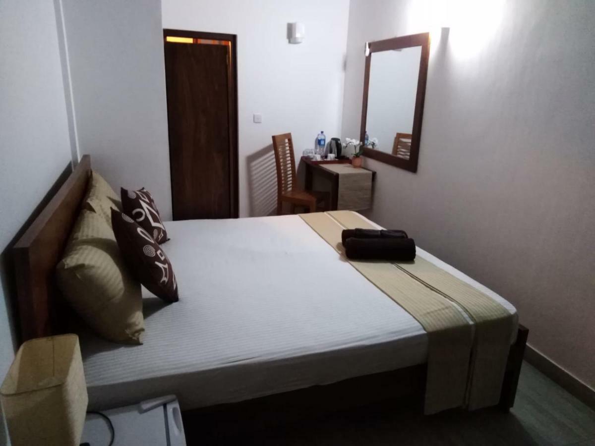 Lija Residence نيجومبو المظهر الخارجي الصورة